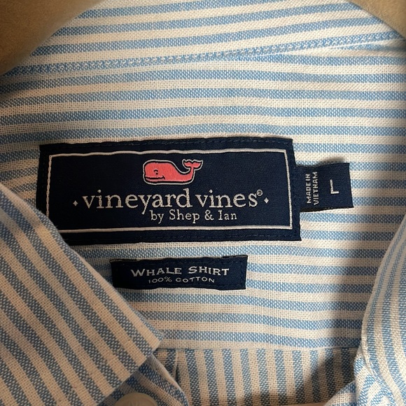 NWT Vineyard Vines Light Blue and White Pinstripe Long Sleeve Button Down Shirt - Picture 4 of 4